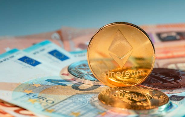 Pundit Says Ethereum Price Is Headed For ,000 After This Broadening Wedge Retest